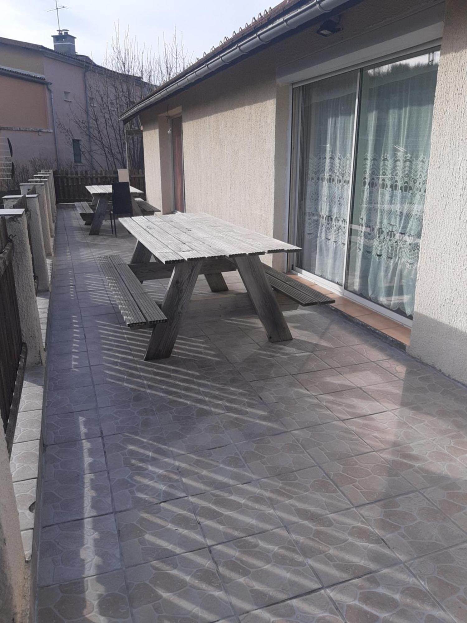Apartmán Gogo Location 1 Forest-Saint-Julien Exteriér fotografie