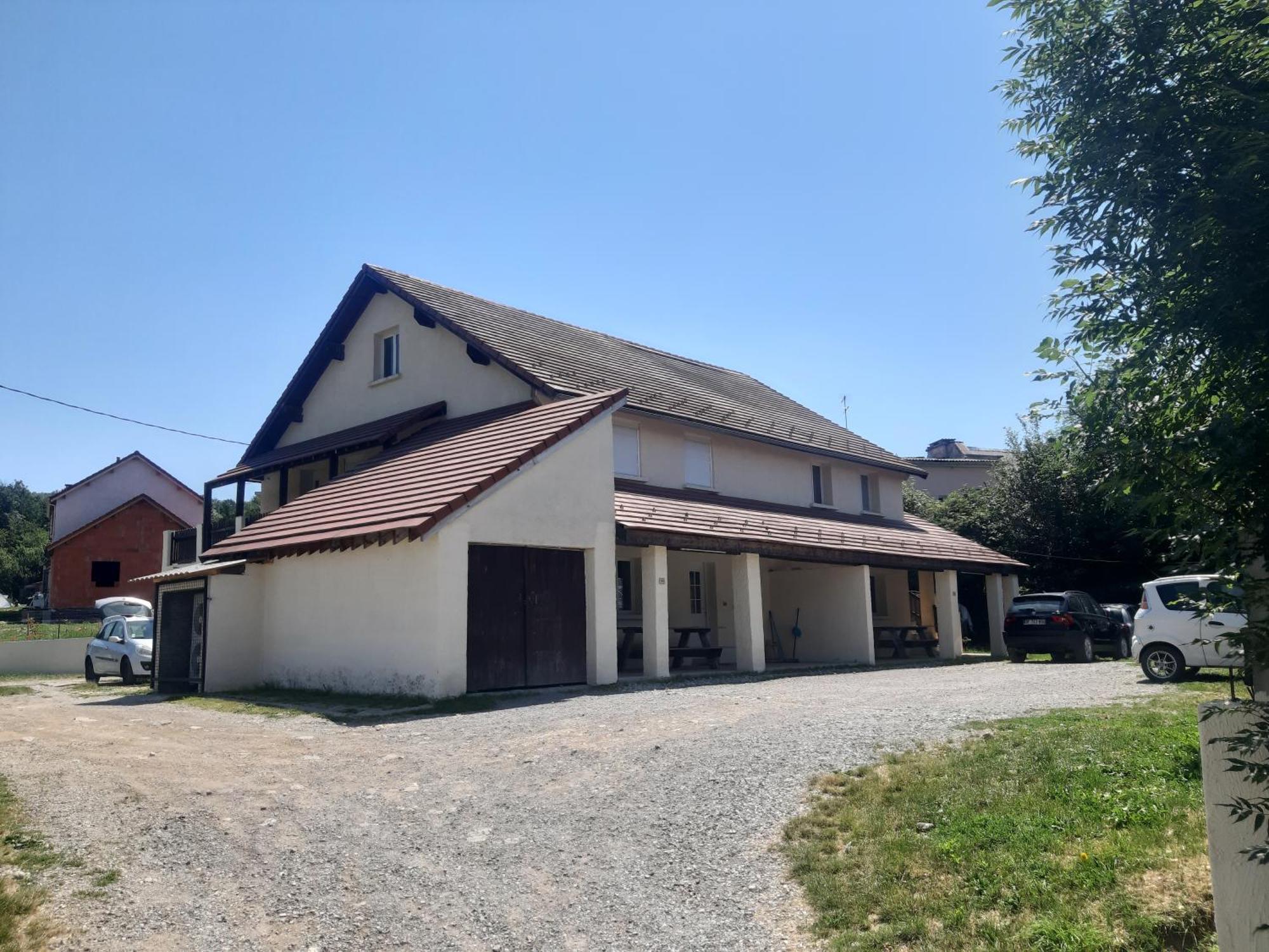 Apartmán Gogo Location 1 Forest-Saint-Julien Exteriér fotografie