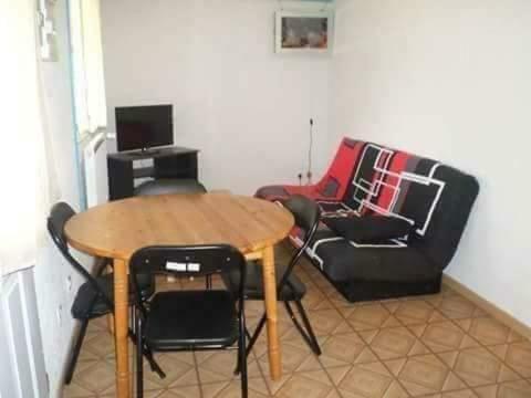 Apartmán Gogo Location 1 Forest-Saint-Julien Exteriér fotografie